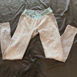 Womens size L GYMSHARK leggings